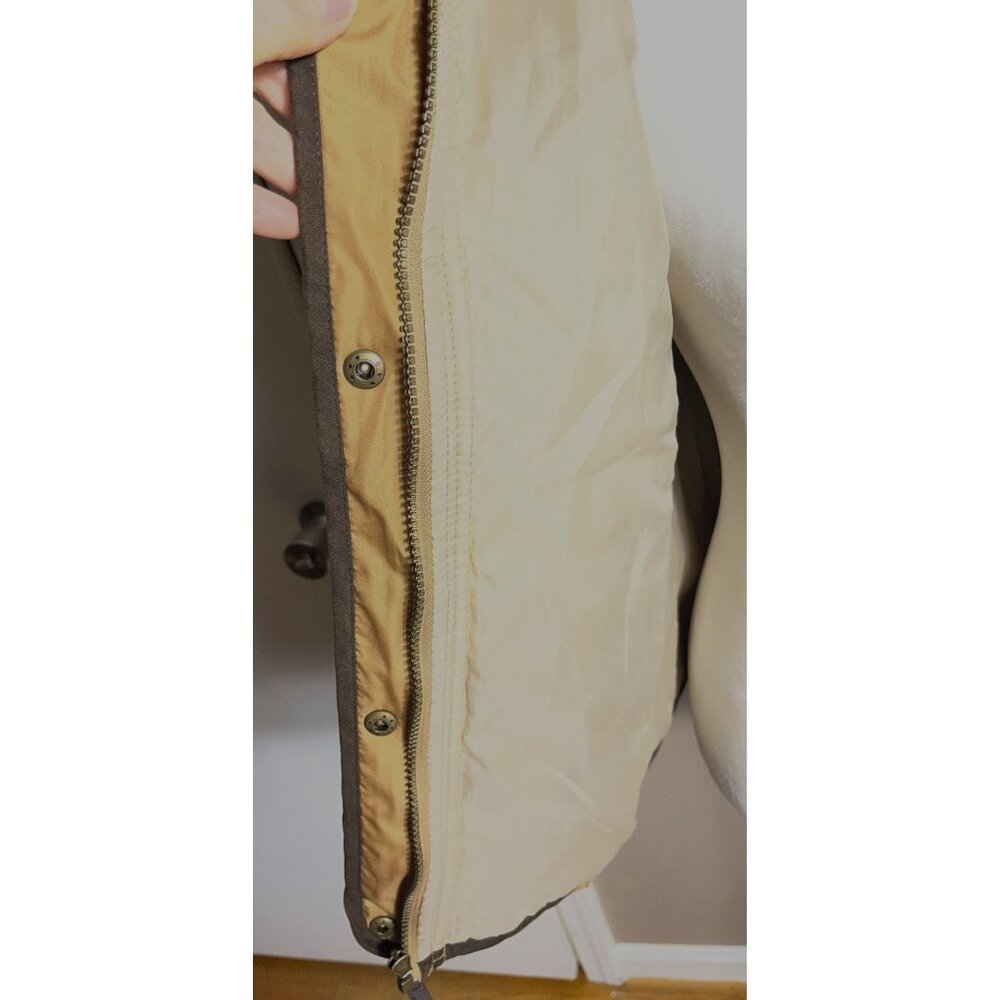 GH Bass & Co Quilted Jacket Beige Camel Lightweight Feminine Fit Preppy Womens S - Picture 13 of 13